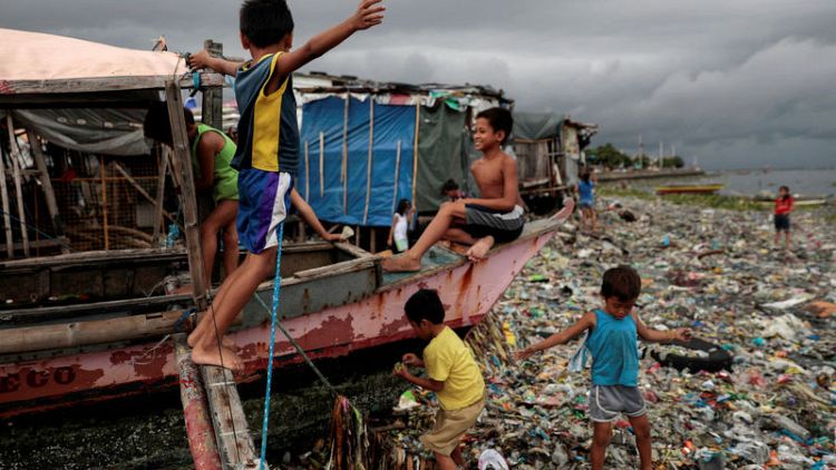 Slave to sachets - How poverty worsens the plastics crisis in the Philippines