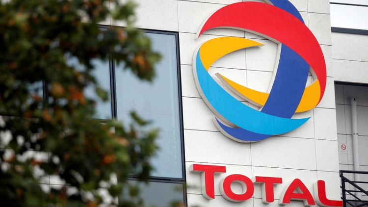 Papua New Guinea sticks to gas deal with Total for $13 billion project