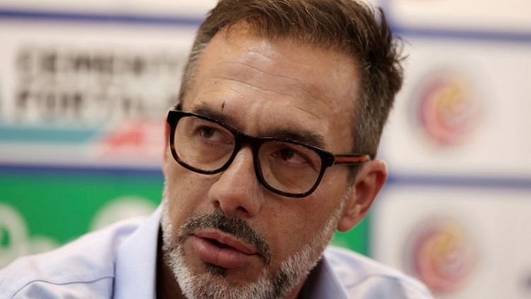 Costa Rica coach resigns, citing lack of stimulation