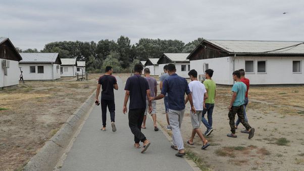 Serbia raps Croatia over treatment of Afghan migrants Serbia raps Croatia over treatment of Afghan migrants