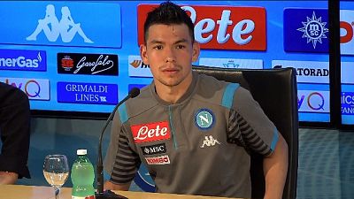 Lozano, da CR7 complimenti per il gol Lozano, da CR7 complimenti per il gol