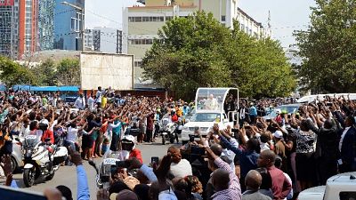 Papa in Mozambico, pace è pietra miliare