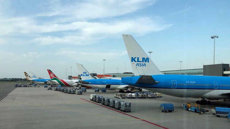 KLM ground staff to go on strike again on Sunday -trade union