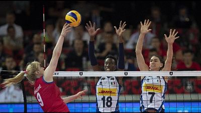 Eurovolley: azzurre ko, Serbia in finale Eurovolley: azzurre ko, Serbia in finale