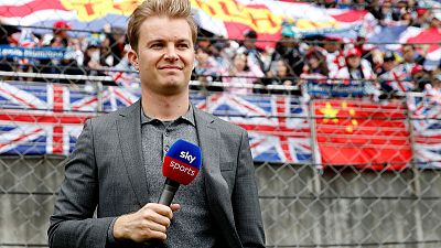 Rosberg backs off after Hamilton says ex-racers are irrelevant