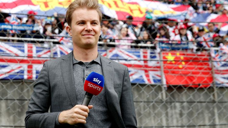 Rosberg backs off after Hamilton says ex-racers are irrelevant