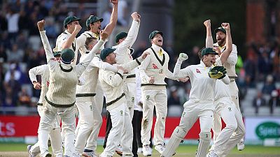 Australia overcome stubborn England to retain Ashes
