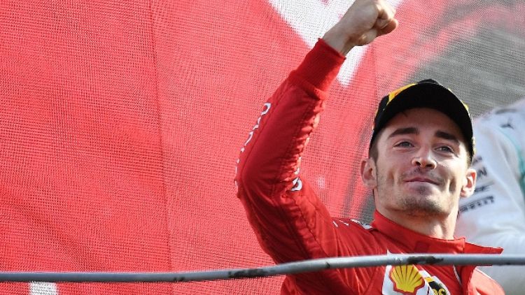 F1: in migliaia sotto podio per Leclerc