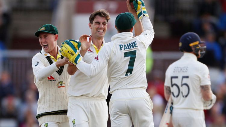 Australia retain Ashes after victory at Old Trafford