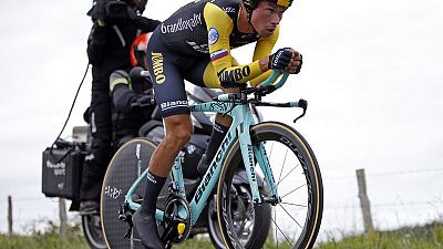 Roglic tightens Vuelta grip, Fuglsang triumphs in stage 16