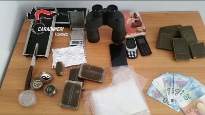 Droga, carabinieri smantellano banda Droga, carabinieri smantellano banda