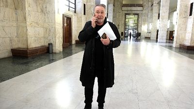 Champagne finto, Mora citato come teste Champagne finto, Mora citato come teste