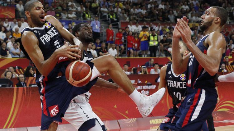 Basketball - France knock holders U.S. out of World Cup medal rounds