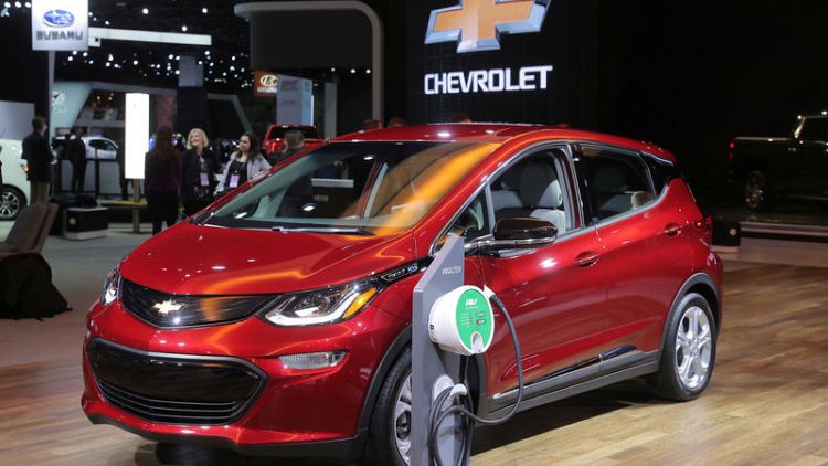 Electric pickup, batteries included in GM's $7 billion pledge