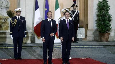 Conte a Macron, dialogo e rispetto