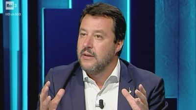Salvini, Renzi è senza vergogna Salvini, Renzi è senza vergogna