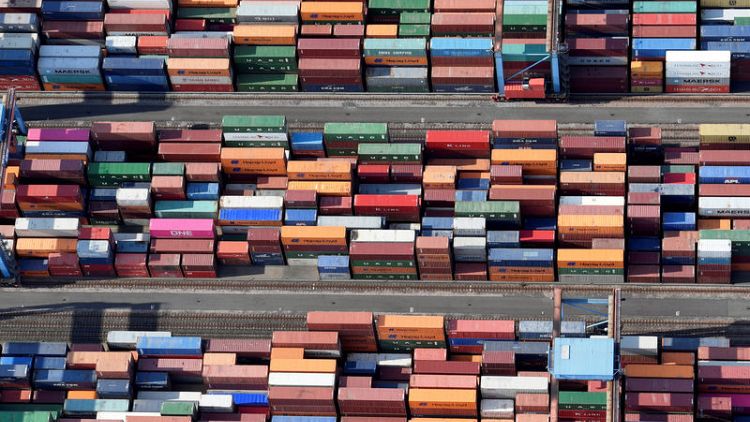 Negative trend in German exports to continue - Finance Ministry