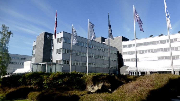 Aluminium maker Norsk Hydro aims to cut costs again