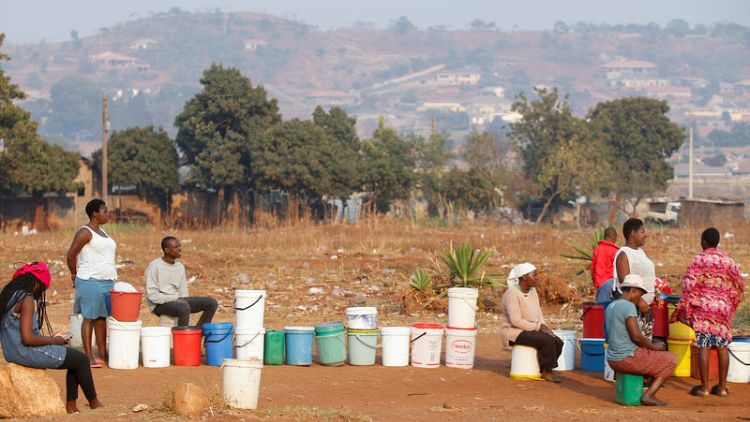 Zimbabwe's capital resumes pumping water temporarily