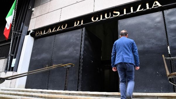 Ucciso durante Tso, poliziotto assolto Ucciso durante Tso, poliziotto assolto