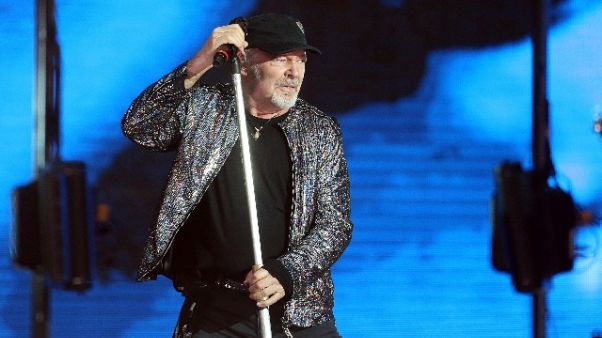 Truffa diamanti, Vasco Rossi tra vittime Truffa diamanti, Vasco Rossi tra vittime