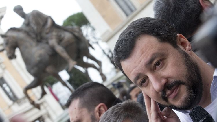 Salvini, Roma è ostaggio di una incapace