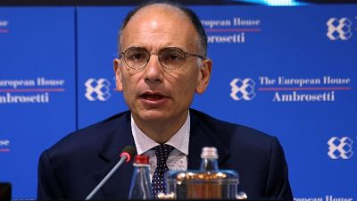 Migranti:Letta, stop trattato Dublino Migranti:Letta, stop trattato Dublino