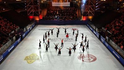Plushenko incanta,standing ovation a zar Plushenko incanta,standing ovation a zar