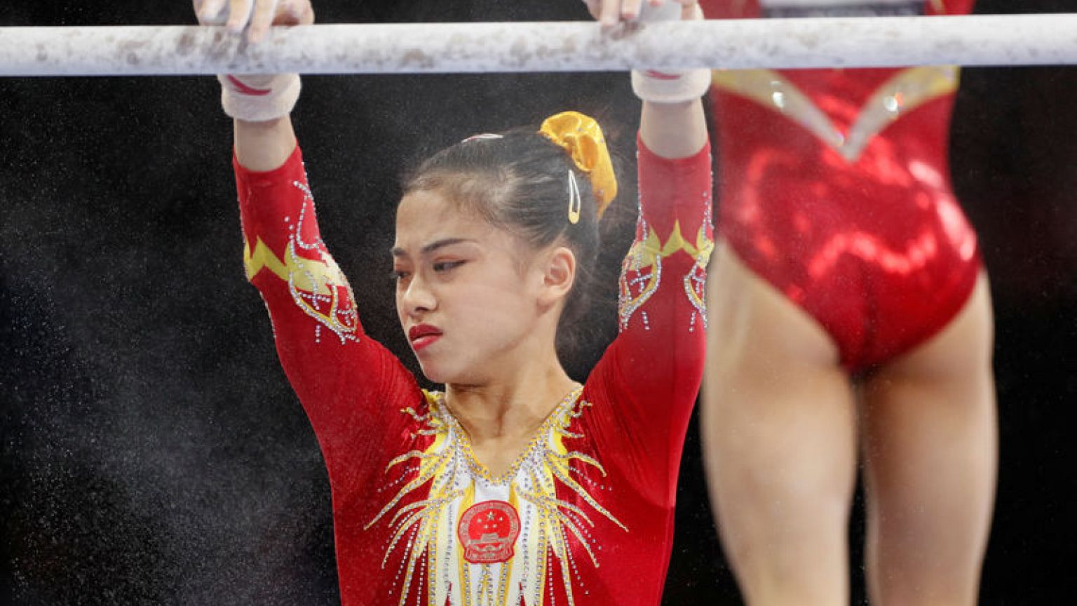 China's women grab early lead in qualifiers at worlds