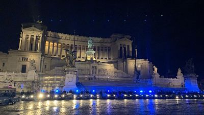 Sparatoria, omaggio all'Altare Patria Sparatoria, omaggio all'Altare Patria