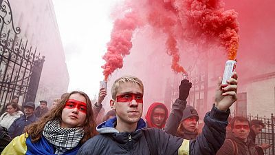 Thousands rally in Kiev to protest autonomy plan for eastern Ukraine Thousands rally in Kiev to protest autonomy plan for eastern Ukraine