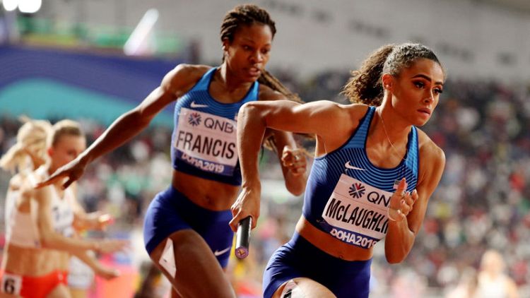 U.S. storm to gold in women's 4x400m relay