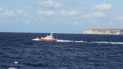 Migranti, naufragio davanti Lampedusa Migranti, naufragio davanti Lampedusa
