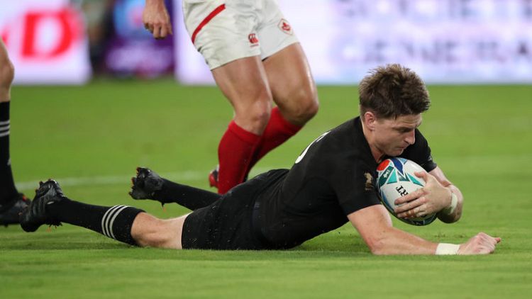 New Zealand's Barrett carrying slight injury - report