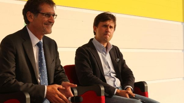 Malagò vedrà sindaci Bologna e Firenze Malagò vedrà sindaci Bologna e Firenze