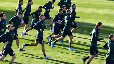 Azzurri si allenano in maglia verde Azzurri si allenano in maglia verde