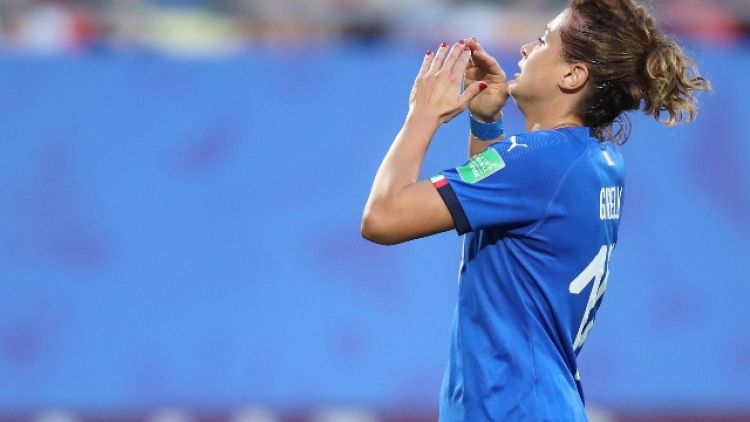 Calcio donne: Italia-Bosnia 2-0