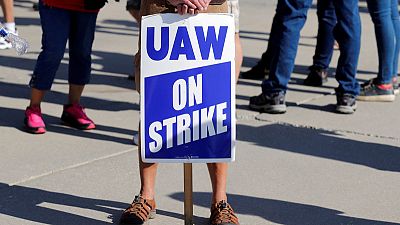 UAW union pushes GM to boost U.S. auto production UAW union pushes GM to boost U.S. auto production