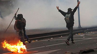 Ecuadorean protesters raise heat on defiant Moreno, police crack down Ecuadorean protesters raise heat on defiant Moreno, police crack down