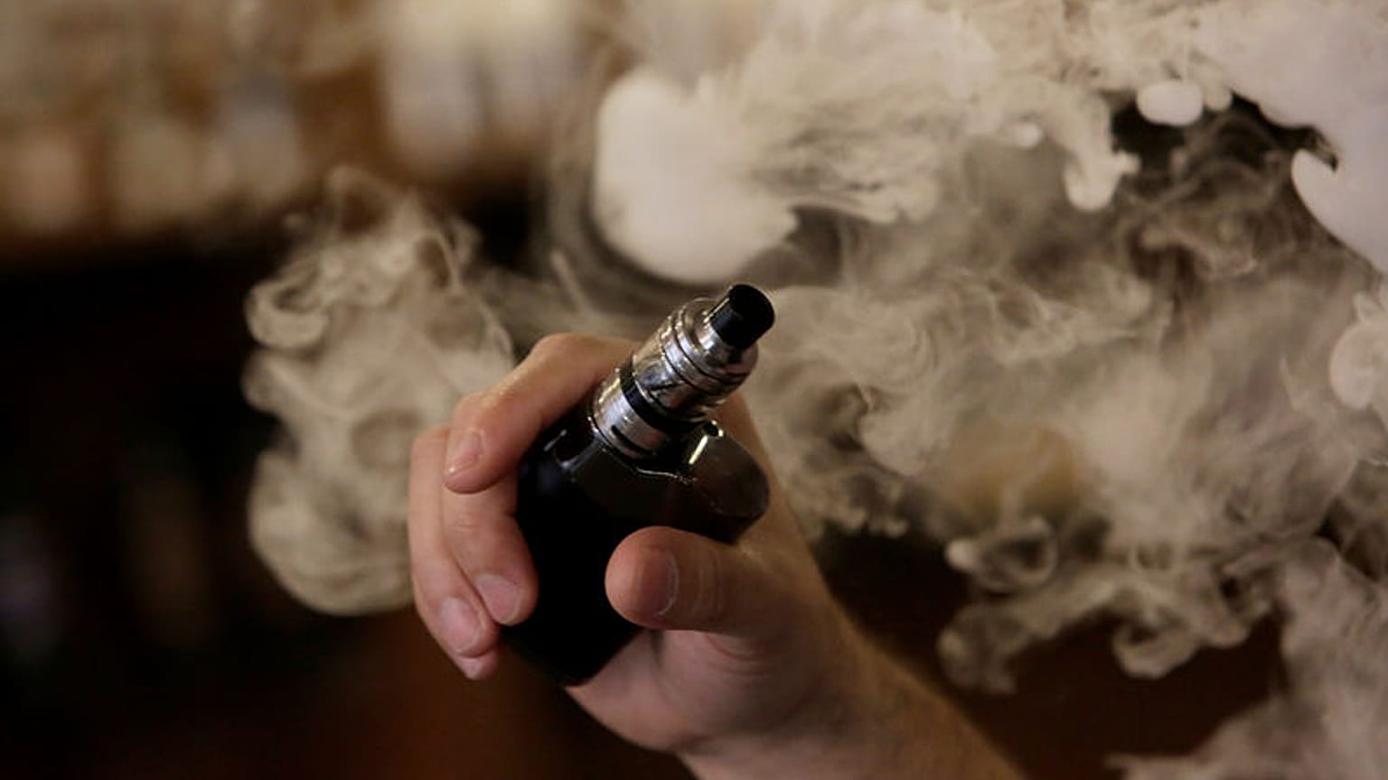 Reynolds American files for FDA review of e-cigarette