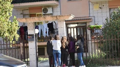 Ai cc dopo strage, 'ora mi uccido' Ai cc dopo strage, 'ora mi uccido'