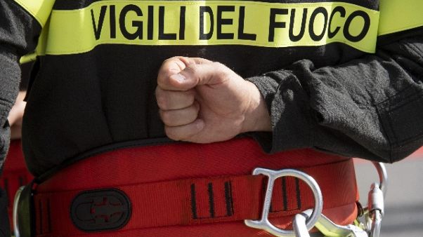 Fiamme deposito rifiuti ad Aviano Fiamme deposito rifiuti ad Aviano