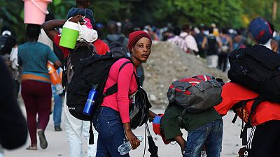 In southern Mexico, migrants gather in caravan aiming to reach U.S In southern Mexico, migrants gather in caravan aiming to reach U.S