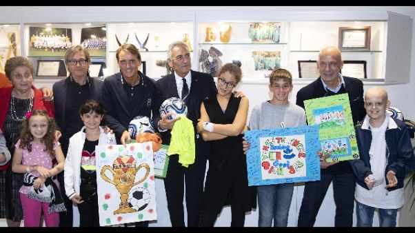 Gravina al papa, un dono visita a B.Gesù Gravina al papa, un dono visita a B.Gesù