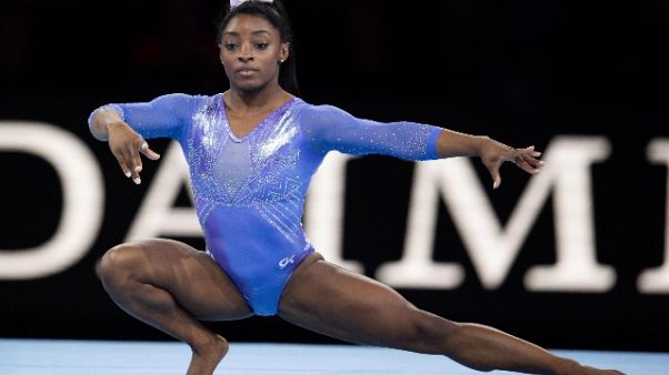 Ginnastica: Biles altri 2 ori mondiali Ginnastica: Biles altri 2 ori mondiali