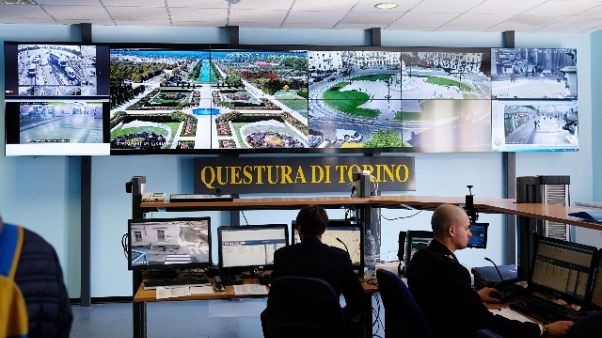 Accoltella fratello, arrestato Accoltella fratello, arrestato