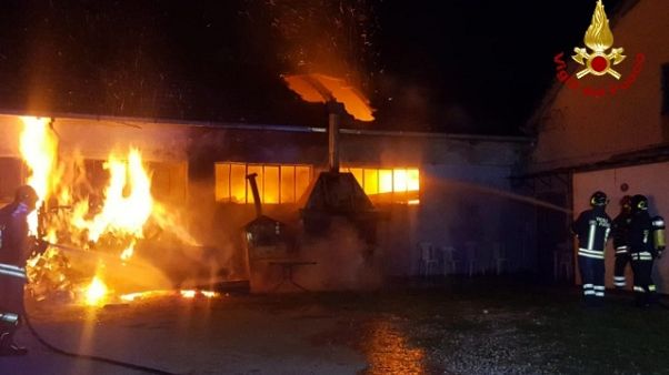 Incendio deposito, salva opera Mannucci Incendio deposito, salva opera Mannucci