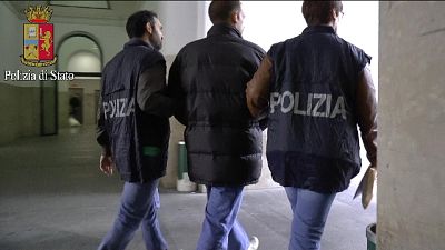 Latitante da 15 anni arrestato a Milano Latitante da 15 anni arrestato a Milano