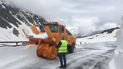 Neve, chiuso colle Piccolo San Bernardo Neve, chiuso colle Piccolo San Bernardo