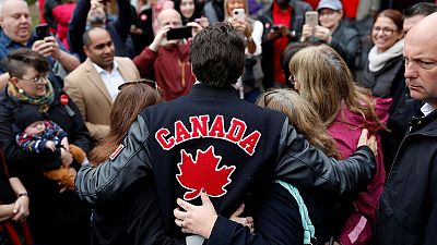 Canadian early voting rises; tight race prompts talk of need for partners Canadian early voting rises; tight race prompts talk of need for partners